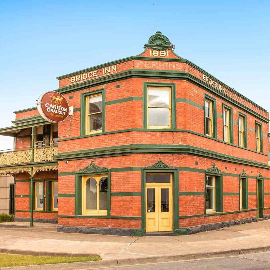 mernda bridge inn hotel